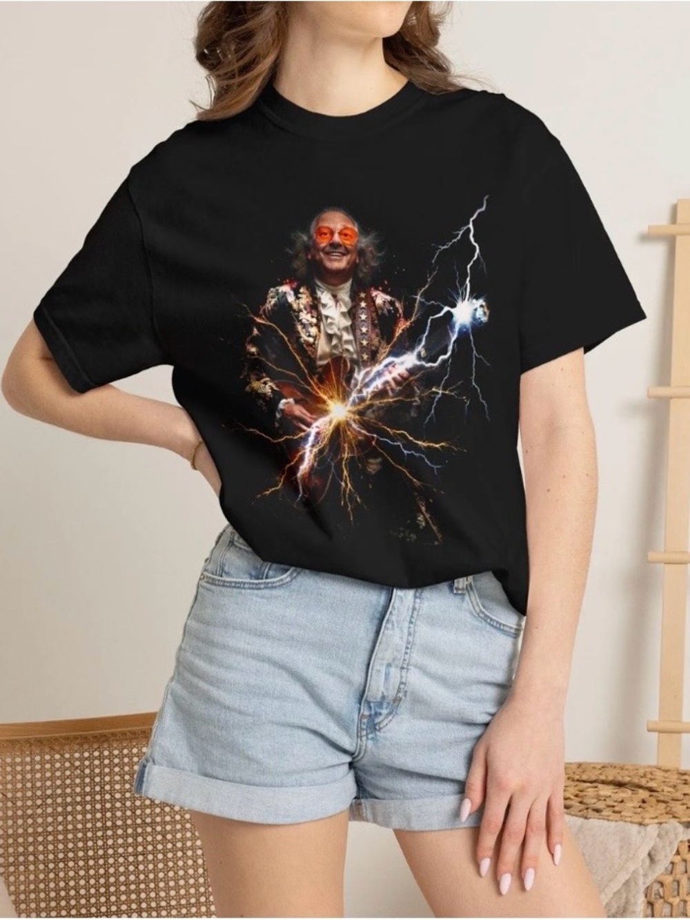 Black Graphic Pullover T-Shirt – Lightning Music Design – Women’s